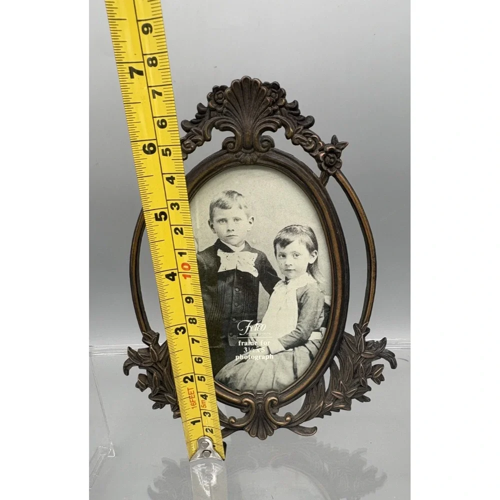 Vintage Photo Picture Frame Fetco 3.5 x 5, 7.25